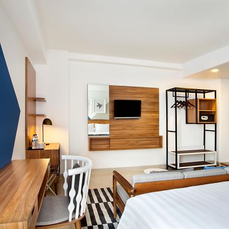 Ibis Budget Cikarang Festival Bekasi Exterior photo
