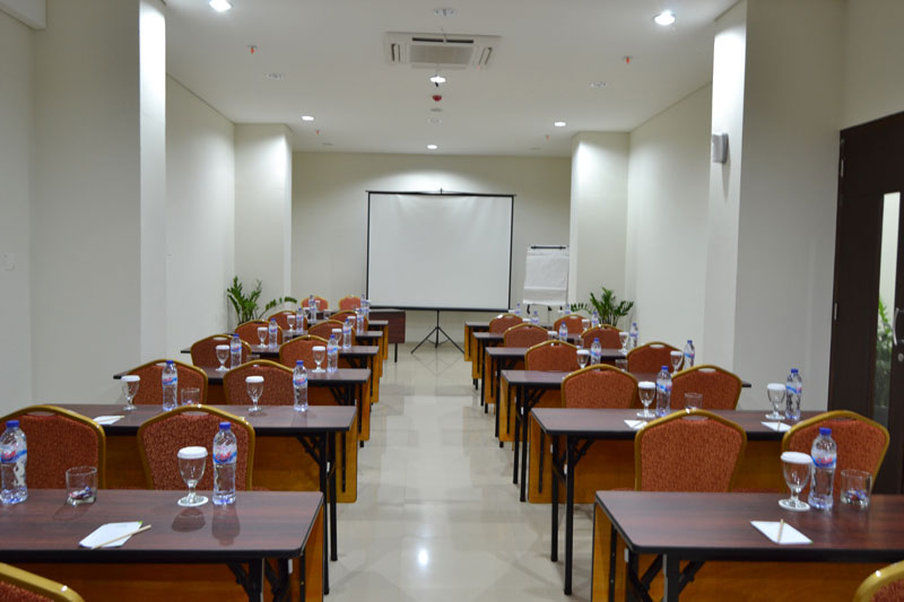 Ibis Budget Cikarang Festival Bekasi Exterior photo